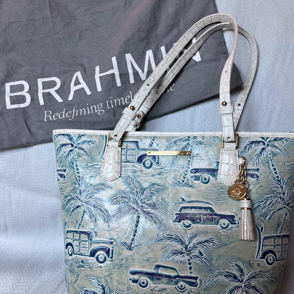 Brahmin med. Asher tote Copa Cabana Blue and White Pearl.